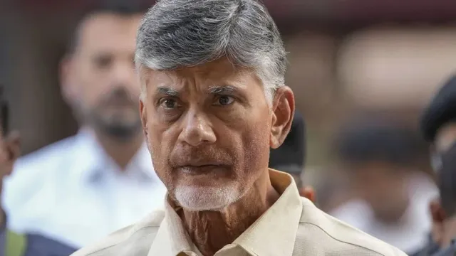 Chandrababu : జైల్లోనే చంద్రబాబు .. కస్టడీపై ముగిసిన వాదనలు..!
