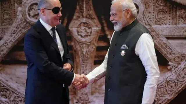 G20 Summit: కంటికి ఐ ప్యాచ్ తో జర్మనీ ఛాన్సలర్!