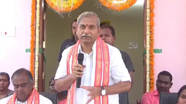 Telangana: సిరిసిల్లలో ఉంటే ఎప్పుడో క్లియర్ అయ్యేది.. బీఆర్‌ఎస్ ఎమ్మెల్యే నోట షాకింగ్ కామెంట్స్..