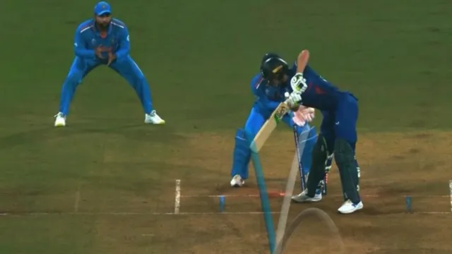 IND vs ENG: బాల్‌ ఆఫ్‌ ది వరల్డ్‌కప్‌.. ఏమన్నా వేశాడా భయ్యా..!