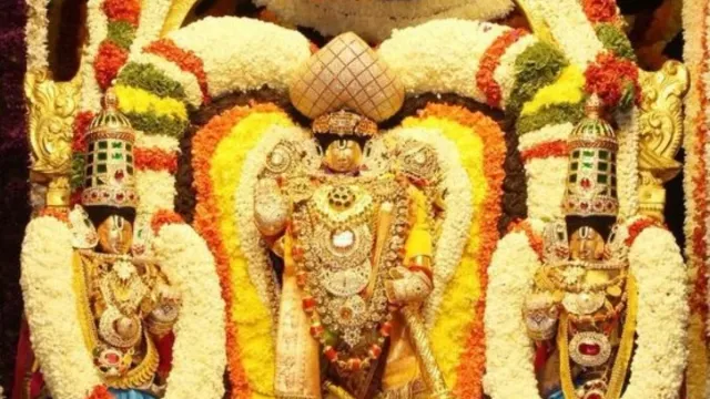 Tirumala: తిరుమలలో ప్రారంభమైన నవరాత్రి బ్రహ్మోత్సవాలు.. స్వాగత తోరణాలతో ఆహ్వానం!