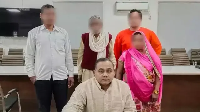 సీన్ రివర్స్.. జీన్స్ వేసుకోవాలని అత్త.. చీరనే కడతానని కోడలు ఫైటింగ్..!