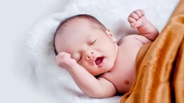 Winter Care Tips: చలికాలంలో పిల్లల చర్మం పొడిబారుతోందా? ఇలా చేస్తే చర్మం కాంతివంతగా మారుతుంది..!