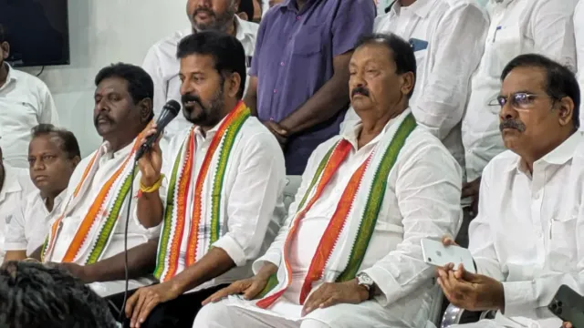 బీఆర్ఎస్ ఓటమి ఖాయం.. కాంగ్రెస్ కార్యకర్తలు సంబరాలకు సిద్ధం కండి: రేవంత్ రెడ్డి