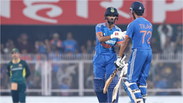 IND vs AUS: రుతురాజ్ సెంచరీ.. భారత్ భారీ స్కోరు