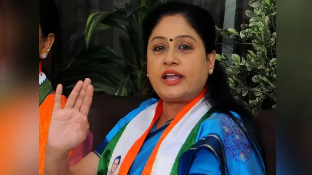 కాంగ్రెస్ ప్రచార కమిటీ చీఫ్ కోఆర్డినేటర్‌గా విజయశాంతి.. భిన్నాభిప్రాయాలు వ్యక్తం..