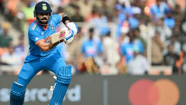 Virat Kohli: హాఫ్‌ సెంచరీ చేసినా.. రికార్డులు బద్దలు కొట్టినా.. ఫ్యాన్స్‌ అప్‌సెట్‌..!