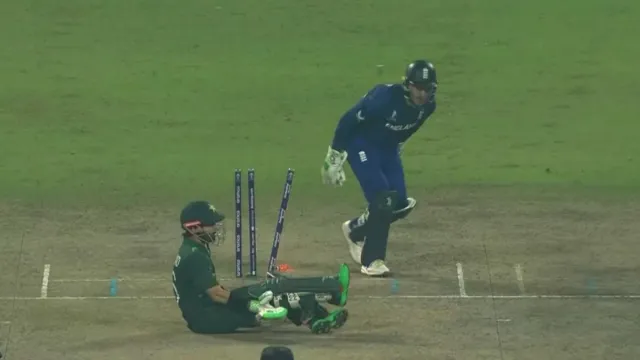 PAK vs AUS: సెమీస్‌ సంగతి దేవుడెరుగు.. లాస్ట్ మ్యాచ్‌లోనూ చిత్తు చిత్తు..!