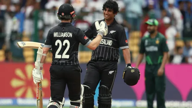NZ vs PAK: చిన్నస్వామిలో చిన్నపిల్లలని చేసి చితక్కొట్టారుగా.. పాక్‌ని దేవుడే కాపాడాలి!