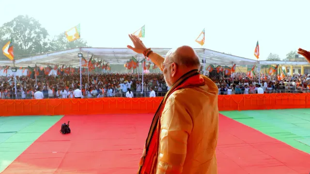 అమిత్‌ షా పర్యటన పార్టీ కేడర్‌లో జోష్‌ నింపుతుందా!.. 18న సకల జనుల సంకల్ప సభకు హాజరు