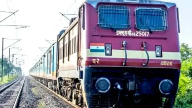 Special Trains: దీపావళికి ప్రత్యేక రైళ్లు..అనౌన్స్ చేసిన రైల్వే శాఖ!
