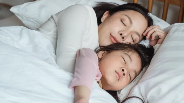 Sleep Tips: కునుకు తియ్యలేకపోతున్నారా? ఈ ఏడు ట్రిక్స్‌ పాటిస్తే ఇట్టే నిద్రపోతారు..!