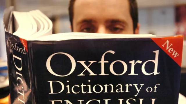 Dictionary  : 'AI' Sheesh తో పాటు ఈ ఏడాది డిక్షనరీలో యాడ్‌ అయిన పదాలు ఇవే!