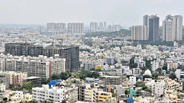 Hyderabad Properties : హైదరాబాద్ లో ఇల్లు కొనడమంటే కష్టమే గురూ.. దేశంలోనే ఎక్కువ ధరలు!