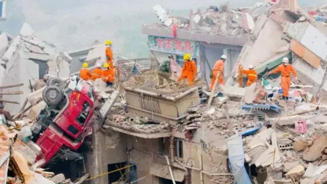 China earthquake: చైనాలో ఆల్‌ అవుట్ ఆపరేషన్‌ కు పిలుపునిచ్చిన జిన్‌పింగ్‌!