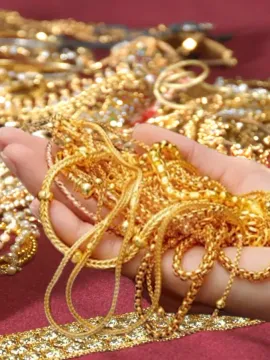 బంగారం ధరల బాదుడు.. వెండి దూకుడు!