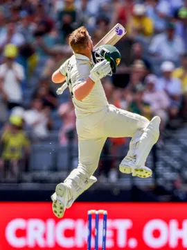 వారెవ్వా వార్నర్.. ధనాధన్‌ బ్యాటింగ్‌