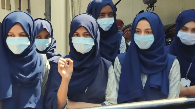 Hijab Ban: హిజాబ్‌పై సీఎం కీలక ప్రకటన.. ప్రతిపక్ష పార్టీ ఆగ్రహం!