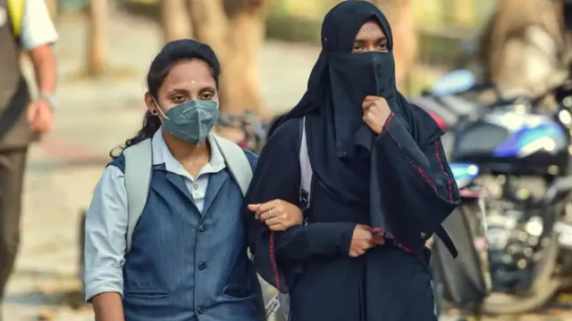 Hijab Ban: 'అబ్బే..ఇంకా నిర్ణయం తీసుకోలేదు..' హిజాబ్‌ బ్యాన్‌పై కర్ణాటక సీఎం కొత్త ప్రకటన!