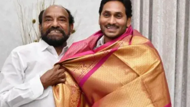 R. Krishnayyah: బీసీల అభివృద్ధి చూడలేక అగ్రవర్ణాలు జగన్ పై పగబట్టారు: ఆర్‌. కృష్ణయ్య!