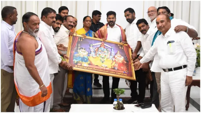 మల్లిఖార్జున స్వామి బ్రహ్మోత్సవాలకు రావాలని సీఎంకు ఆహ్వానం