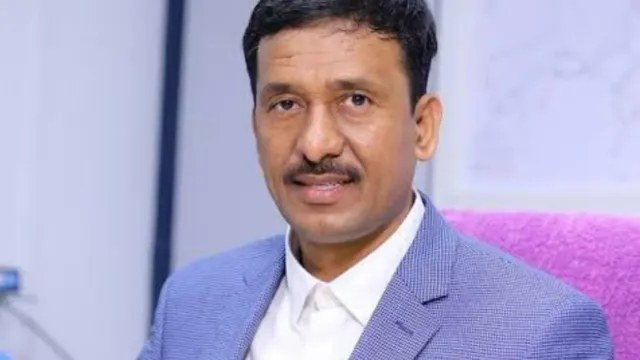 Singareni New CMD : సింగరేణిలో ముగిసిన సీఎండి శ్రీధర్ శకం...నూతన సీఎండీగా బలరాంకు అదనపు బాధ్యతలు.!!