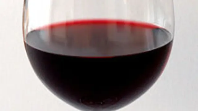 Red Wine: రెడ్‌వైన్ వల్ల ఇన్ని అనర్థాలు ఉన్నాయా?.. అధ్యయనాలు ఏం చెబుతున్నాయి?