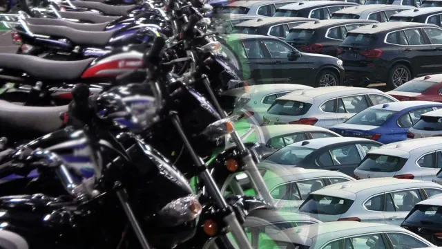 Vehicle Sales: వామ్మో.. గతేడాది అన్ని వెహికిల్స్ కొనేశారు.. లెక్క వింటే మతిపోద్ది 