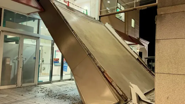 Japan Earth Quake: పెరుగుతున్న మృతుల సంఖ్య.. ఒళ్లు గగుర్పొడిచేలా భూకంప వీడియోలు!