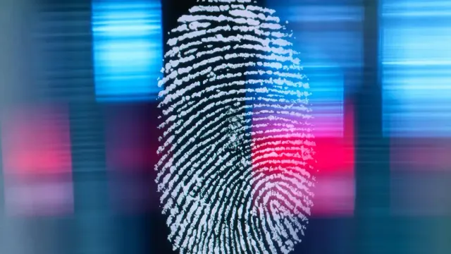 Finger Prints : అద్భుతం.. క్షణాల్లో వేలిముద్రలను గుర్తించే స్ప్రే..