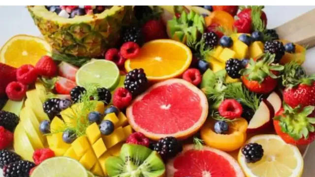 Health Tips : వేసవిలో దాహం తీరేందుకు ఈ ఫ్రూట్స్‌ తీసుకోండి