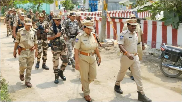 పార్లమెంట్ ఎలక్షన్స్.. సూర్యాపేటలో పోలీసుల ఫ్లాగ్ మార్చ్!