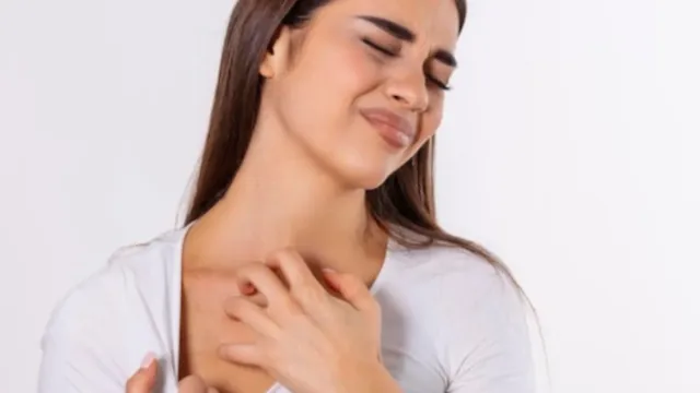 Health Tips : చర్మంలో ఈ మార్పులు కనిపిస్తున్నాయా.. అయితే అధిక కొలెస్ట్రాల్‌ అయి ఉండొచ్చు!