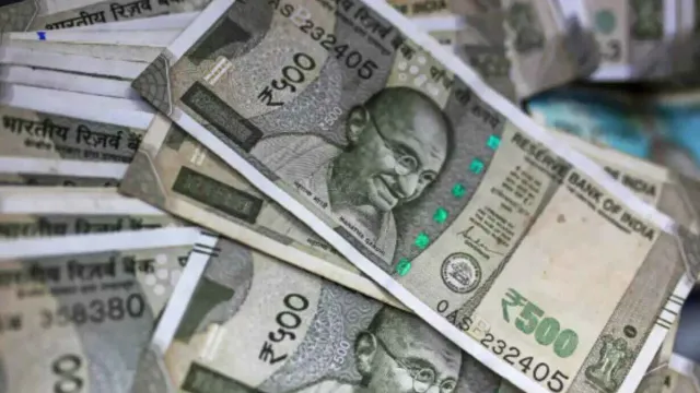 Telangana: పార్లమెంటు ఎన్నికల వేళ.. రాష్ట్రంలో రూ.104 కోట్లు స్వాధీనం