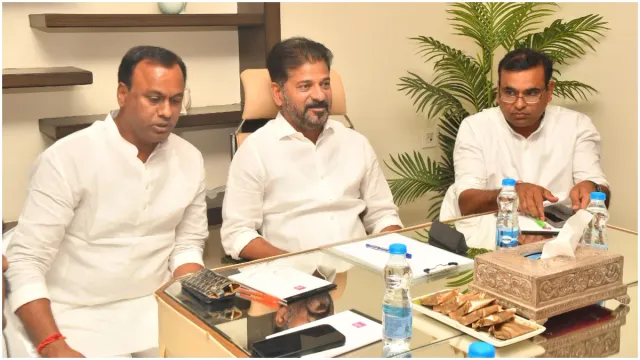 రాజగోపాల్ రెడ్డి ఇంటికి రేవంత్.. చామల గెలుపు కోసం వ్యూహాలు!