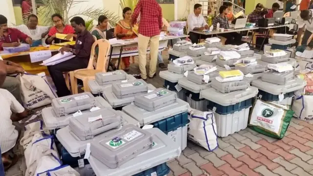 Elections: ఎన్నికలను మేము నియంత్రించలేం.. సుప్రీంకోర్టు సంచలన వ్యాఖ్యలు