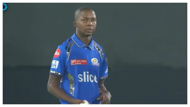 IPL:10 వతరగతి పరీక్షల కోసం ఊరికి వెళ్తున్నా అంటున్న ముంబై ఆటగాడు ఇదేం రీజన్ రా బాబు అంటున్న నెటిజన్లు!