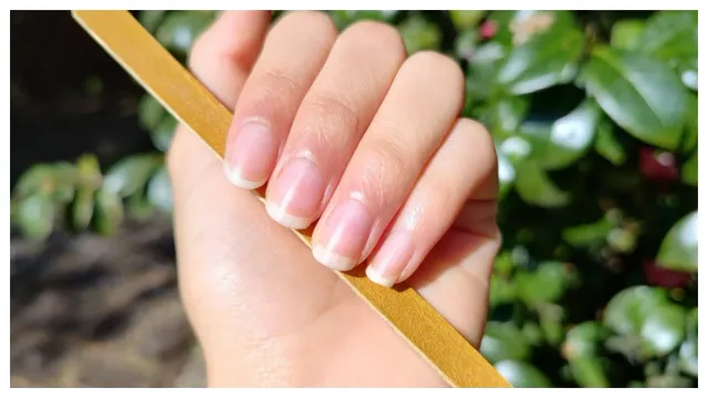 Health tips: గోళ్ళపై తెల్లటి మచ్చలు రావడానికి కారణాలు ఇవే!