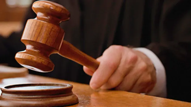 Delhi High Court : భార్య పదేపదే అలా చేయడం తప్పే!