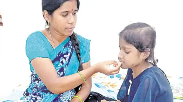Telangana: వారంలో 2 సార్లు డయాలసిస్‌ .. అయినా తగ్గని ఆత్మవిశ్వాసం.. ఇంటర్ లో 927 మార్కులు!