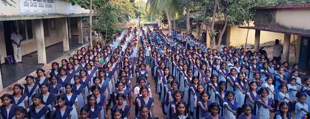 Breaking: ఏపీలో పాఠశాలలకు వేసవి సెలవులు ఎప్పటి నుంచి అంటే..!