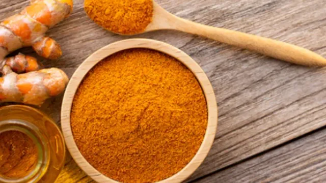 Health Tips: కీళ్లలో పేరుకుపోయిన యూరిక్‌ యాసిడ్‌ కి అద్బుతమైన ఔషధం పసుపే!