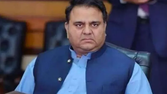 Fawad Chaudhry : మోదీని ఓడించండి.. పాక్ మాజీ మంత్రి బహిరంగ పిలుపు 