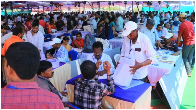 భద్రాచలంలో ప్రారంభం కాని మాక్ పోలింగ్