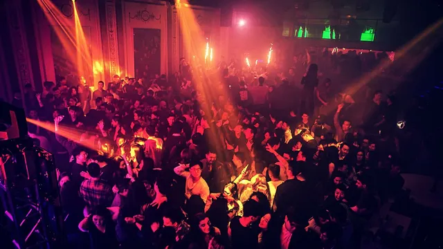Rave Party: తూర్పు గోదావరి జిల్లాలో రేవ్ పార్టీ కలకలం