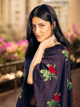 శృతి హాసన్ ఇంతమందితో ఎఫైర్ నడిపిందా?