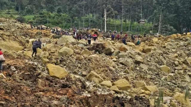 LandSlide: కొండచరియలు విరిగిపడి 300 మందికి పైగా మృతి!