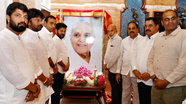 రామోజీరావు కుటుంబ సభ్యులకు సీఎం రేవంత్ పరామర్శ