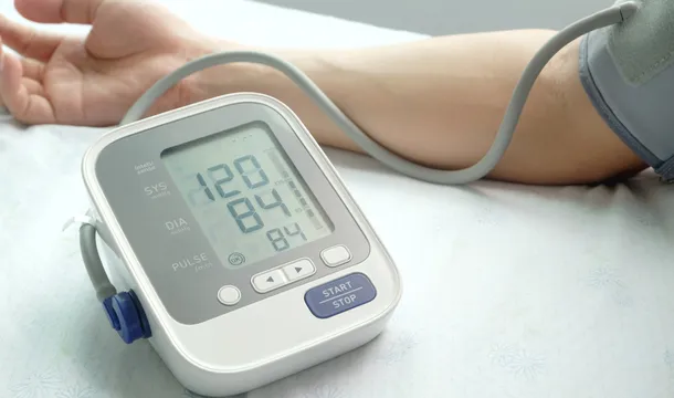 Health Tips : రాత్రిపూట మీ బీపీ అదుపులో ఉండాలంటే ఇలా చేయండి!