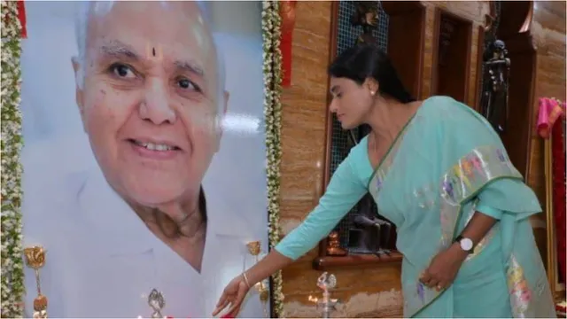 Sharmila : రామోజీరావుకు వైఎస్ షర్మిల నివాళి..!